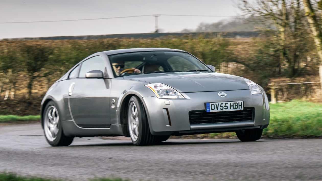 日産　350Z Used Nissan 350Z (2003-2009) review – a Japanese muscle car for